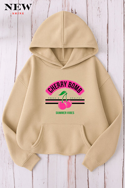 New Shine سويت شيرت مطبوع عليه Cherry Bomb