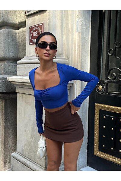 Les Séduisantes c.a. Κοντή μπλούζα από ύφασμα με λεπτομέρεια με κορδόνι στο μ...