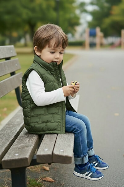 JARMO KİDS Boy's Vest Quilted Teddy Bear Patterned