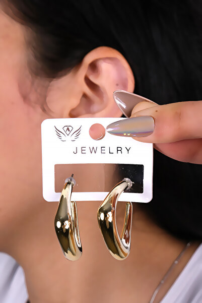 LOWEN AKSESUAR أقراط نسائية بلون ذهبي فاتح