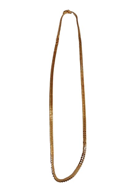 OWYON قلادة ذهبية اللون تضيف قيمة لمظهرك بجمالها كهدية