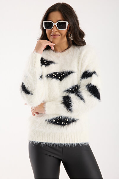 Moda Days Women's White Beard Yarn Stone and Pearl Detailed Crew Neck Knitwear Sweater