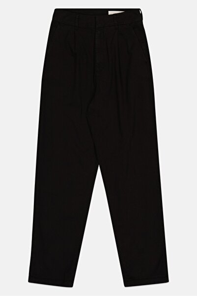 Reiko Women Regular Fit Solid Chino Pants, Black