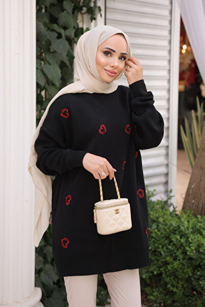 İmajButik Black Heart Embroidered Knit Sweater