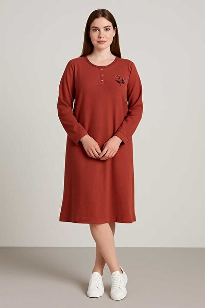 MAY MARA Plus Size Nightgown with Reported and Winterized Charming Detailing, with Embroidered Chest and Lace Details