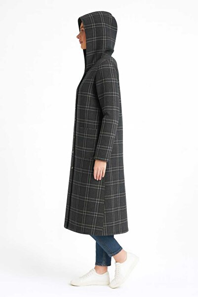 MAY MARA BÜYÜK BEDEN YANDAN CEPLİ KAPŞONLU ÇITÇITLI UZUN FERACE