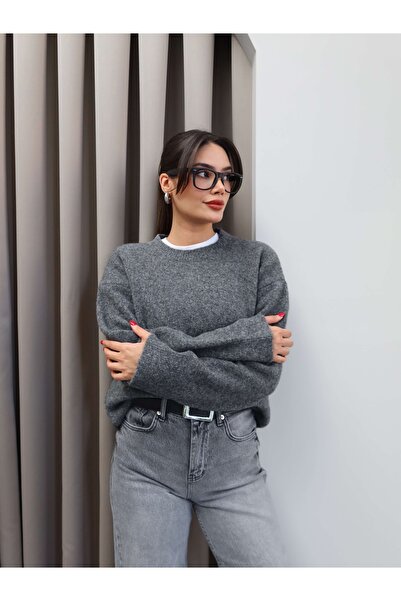 ESRAHELVACI Crew Neck Soft Textured Oversize Sweater