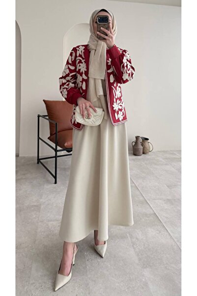 Molly Nelly Women's Floral Pattern Embroidered Jacket