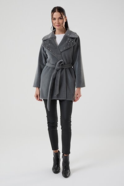 Jupe فرو كاشي مبطن بتفاصيل حجرية على الياقة للنساء 9273