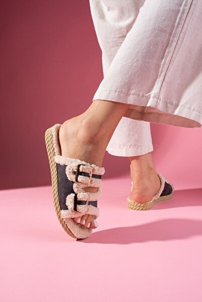 FUGA MODA Damy Gray Buckle Double-Strapped Plush Detailed Women's House Slippers