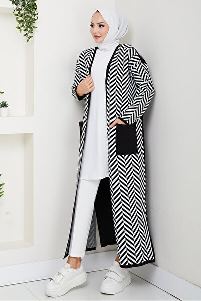 Bestenur Stripe Detailed Knitwear Cardigan 1604 - Black