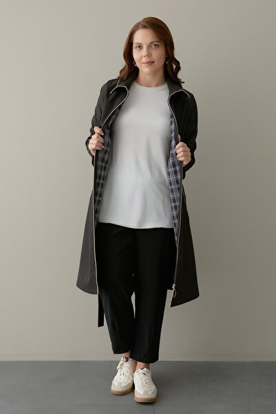 FATMA DANIŞMAN Sırt Kemer Detaylı Kısa Trenç -Siyah