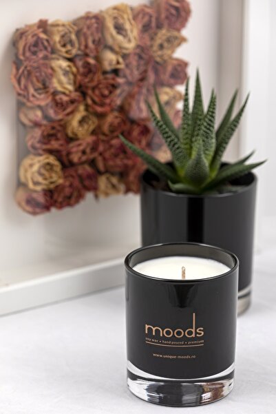 Unique Moods Lumanare din ceara de soia 100%, cu parfumuri certificate IFRA, Pear & Fresia