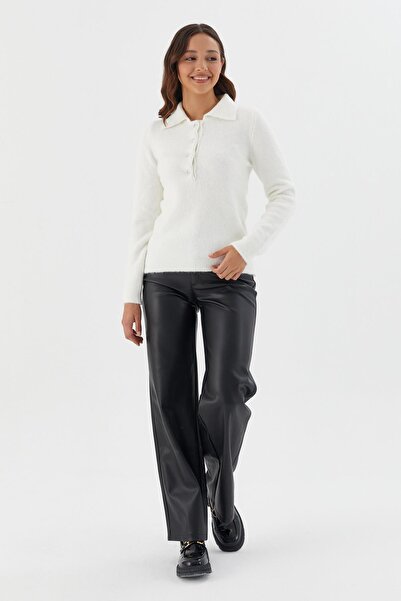 Shopping Shop Soft Textured Buttoned Knitwear Sweater Ekru