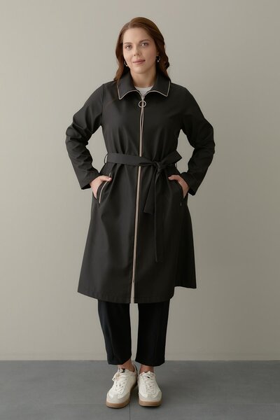 FATMA DANIŞMAN Sırt Kemer Detaylı Kısa Trenç -Siyah