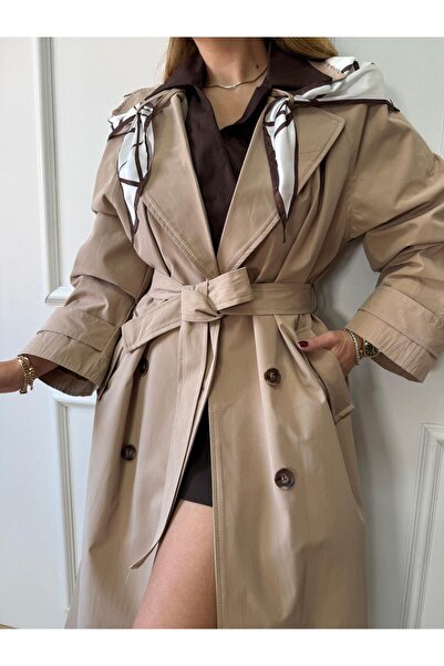 Size Özgü Bej Fularlı Trençkot