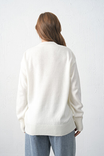 WOMAN VISION Women's Ecru Knitwear Fabric V-Neck Oversize Sweater 4093