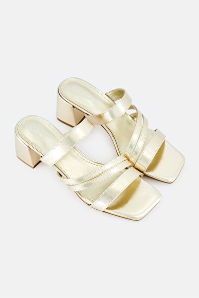 Calvin Klein Women Pretty2 Medium Slip On Sandals, Gold