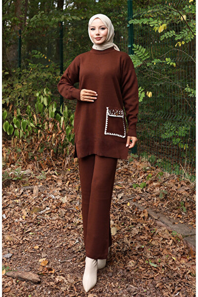 sefamerve Strickwaren İinci Detaillierte Tunika-Hosen-Kombination Zweiteiliges Set 1025-06 Braun
