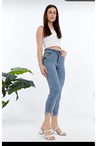 LA CARTE TAŞ DETAYLI ARKADAN LASTİKLİ MOM JEANS