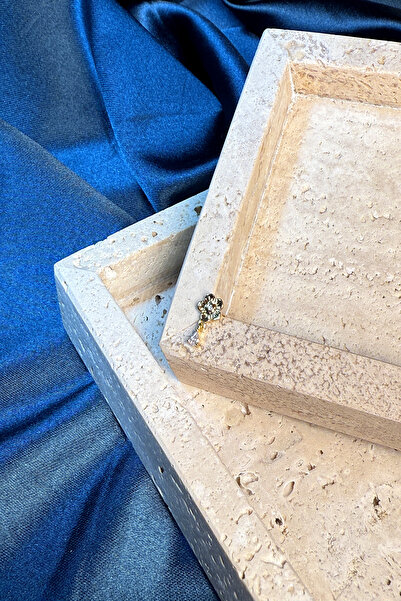 MOONİ ACCESSORİES Çiçek Sallantılı Tasarım Zirkon Taşlı Gold Altın Renk Stain...