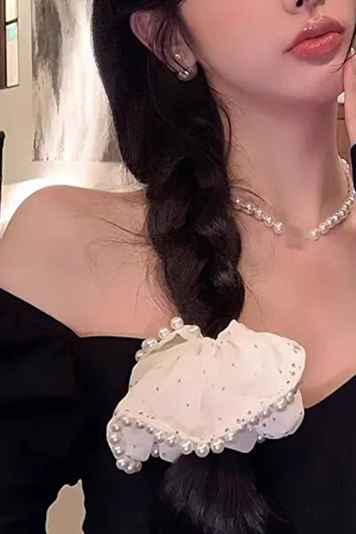 CAŞ DEKORASYON White Color Pearl and Stone Baguette Buckle