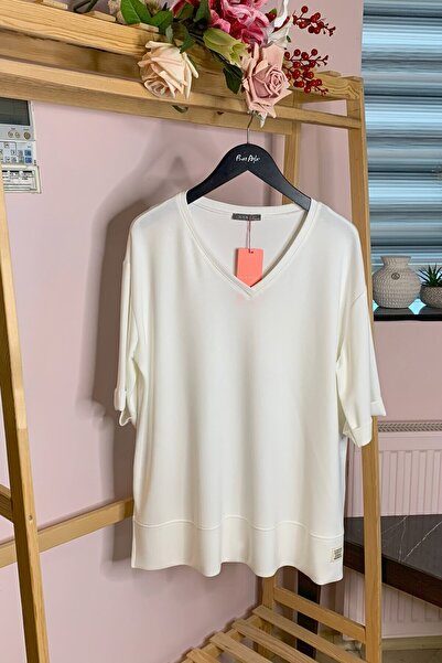 Büyük Moda V-Neck Basic Modal T-Shirt