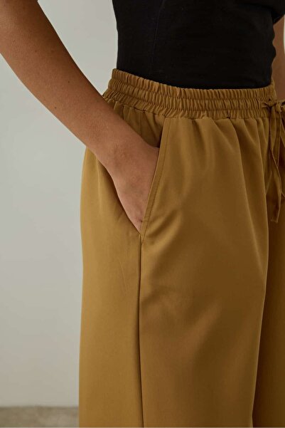 REVENA COLLECTION Avia Hardal Pantolon