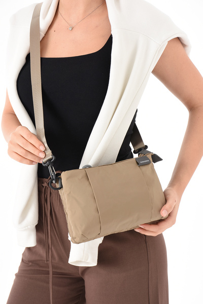 Sanmorris Paraşüt Kumaş Küçük Boy Kadın 4 Bölmeli Ayarlanabilir Çapraz Askılı Çanta(17x25)