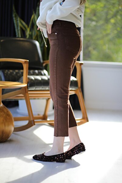 MAKRAS EXCLUSIVE A127338 Άνετο και κομψό παντελόνι με ψηλόμεσο τζιν με στενό πόδι