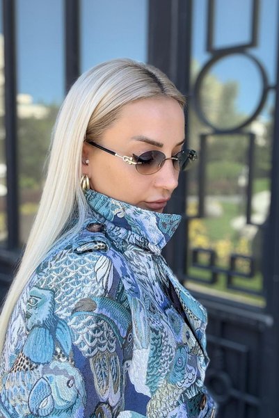 Muna Boutique سترة نسائية من القماش المنسوج المستورد مع ربطة أمامية
