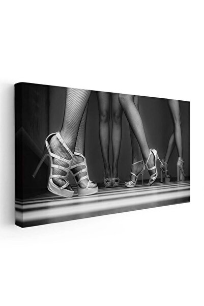 Tablou Canvas Tablou picioare femei alb negru, cod 1867