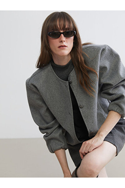 LC Waikiki Γυναικείο μπουφάν με λαιμόκοψη με κασμίρ