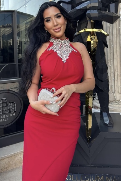 Helen Fashion Krep Tasarım Boynu Taşlı Yırtmaclı Abiye Elbise