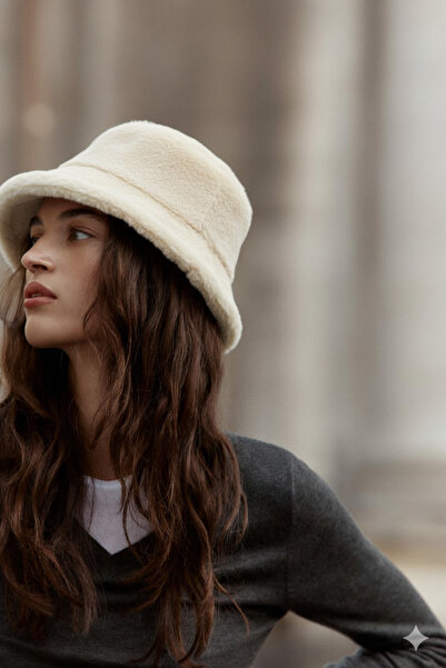 THEIA WEAR Beige Plush Hat