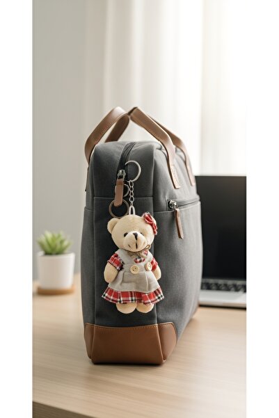 Şirin Peluş Ayıcık Anahtarlık – Kırmızı Ekose Elbiseli Sevimli Teddy Bear