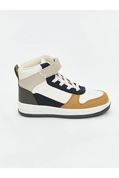 LC Waikiki YağızEgeStore'den / Karışık Bağcık Ve Cırt Cırtlı Erkek Bebek Bot