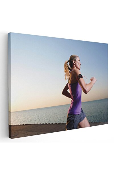 Tablou Canvas Tablou femeie alergand pe plaja, cod 3270