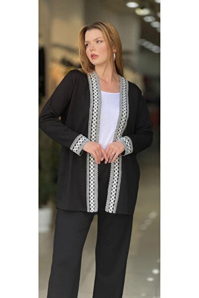 Özlemce Şerit detaylı ceket