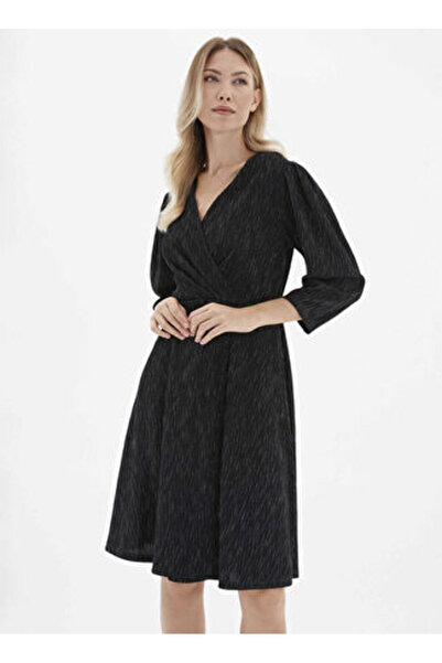 Selen Kruvaze Yaka Simli Siyah Standart Kadın Elbise 25KSL7717