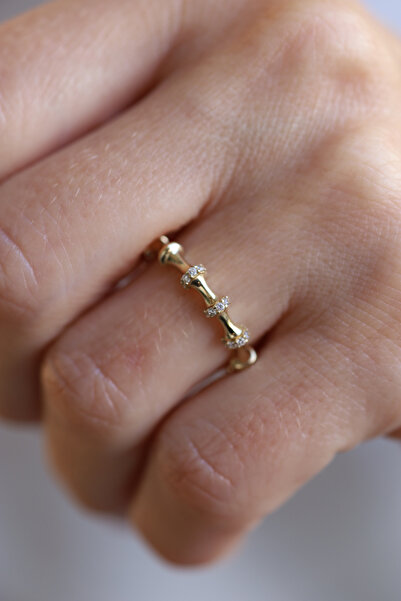 Yenigün Kuyumculuk 14 Ayar Altın Taş Detaylı Geometrik Yüzük