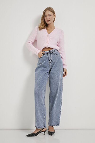 Arma Life Women's Cropped Fit Stretchy Blue Jeans