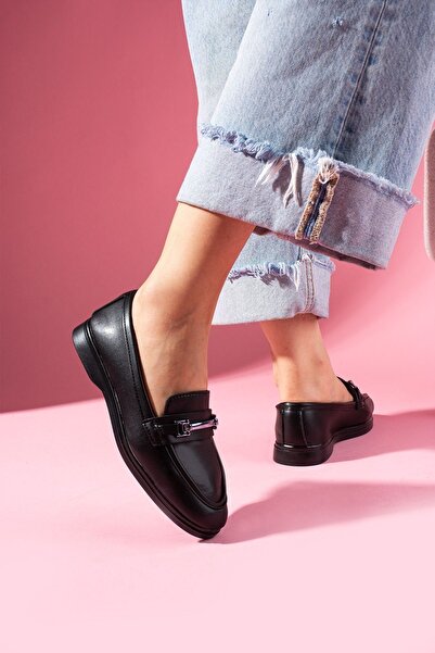 FUGA MODA حذاء ماركيز ذو اللون الأسود ذو الإبزيم من نوع لوفر باليه كاجوال