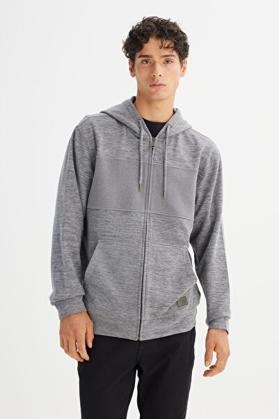 Lee Regular Fit Normal Cut Hooded Sweatshirt with Pockets and Fleece Lining Inside, Zippered