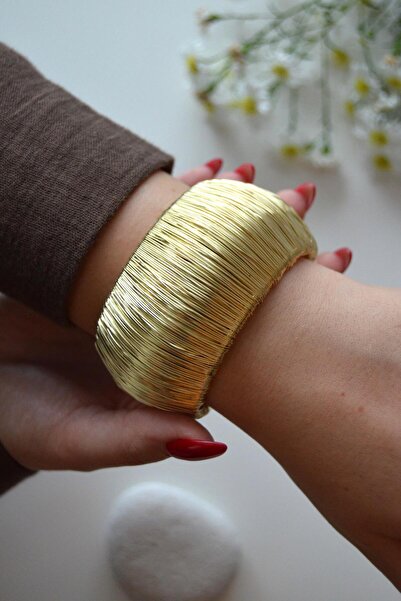 Sacce Scarves&Accessories Bombeli Tel Sarım Retro Metal Kelepçe Bileklik