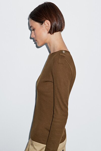 Massimo Dutti Omuz detaylı triko t-shirt