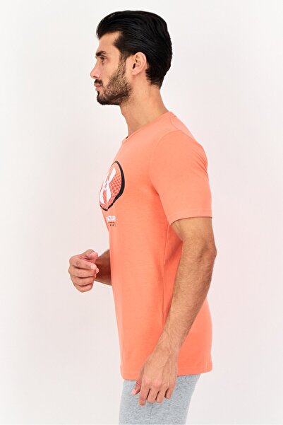 Under Armour Men Loose Fit Short Sleeve Outdoor T-Shirt, Coral