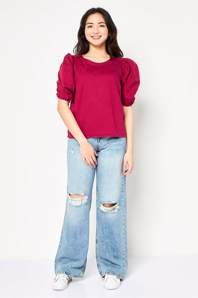 Levi's Women Round Neck Short Sleeve Plain Top, Maroon