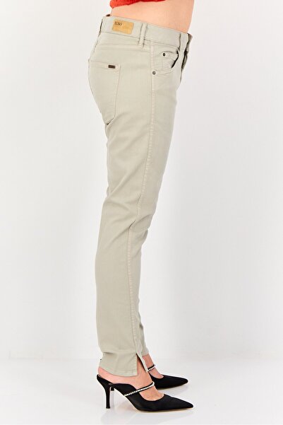 Reiko Women Regular Fit Solid Stretchable Jeans, Grey