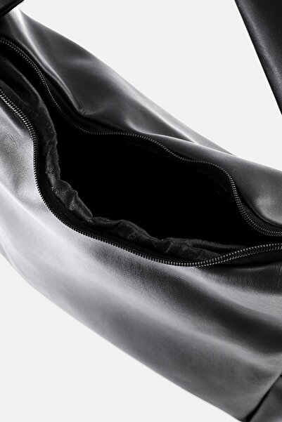 Lucky Bees Women Solid Shoulder Bag, Black